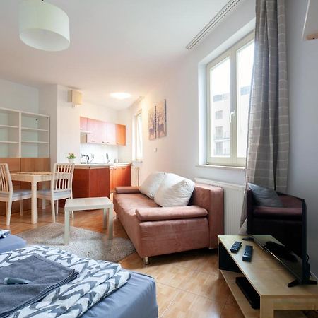 Apartmán Warsaw-Aparts Bukowinska 8 Exteriér fotografie